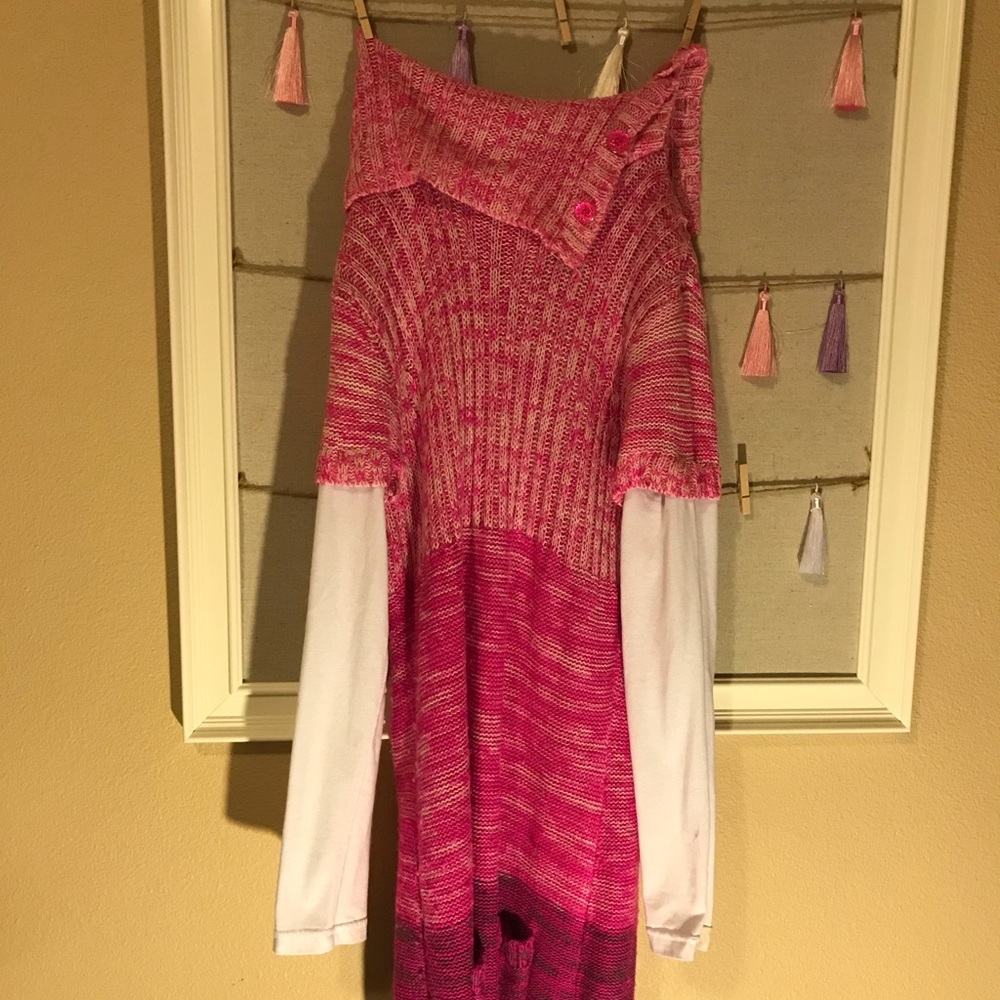 Teen pink and white turtleneck dress